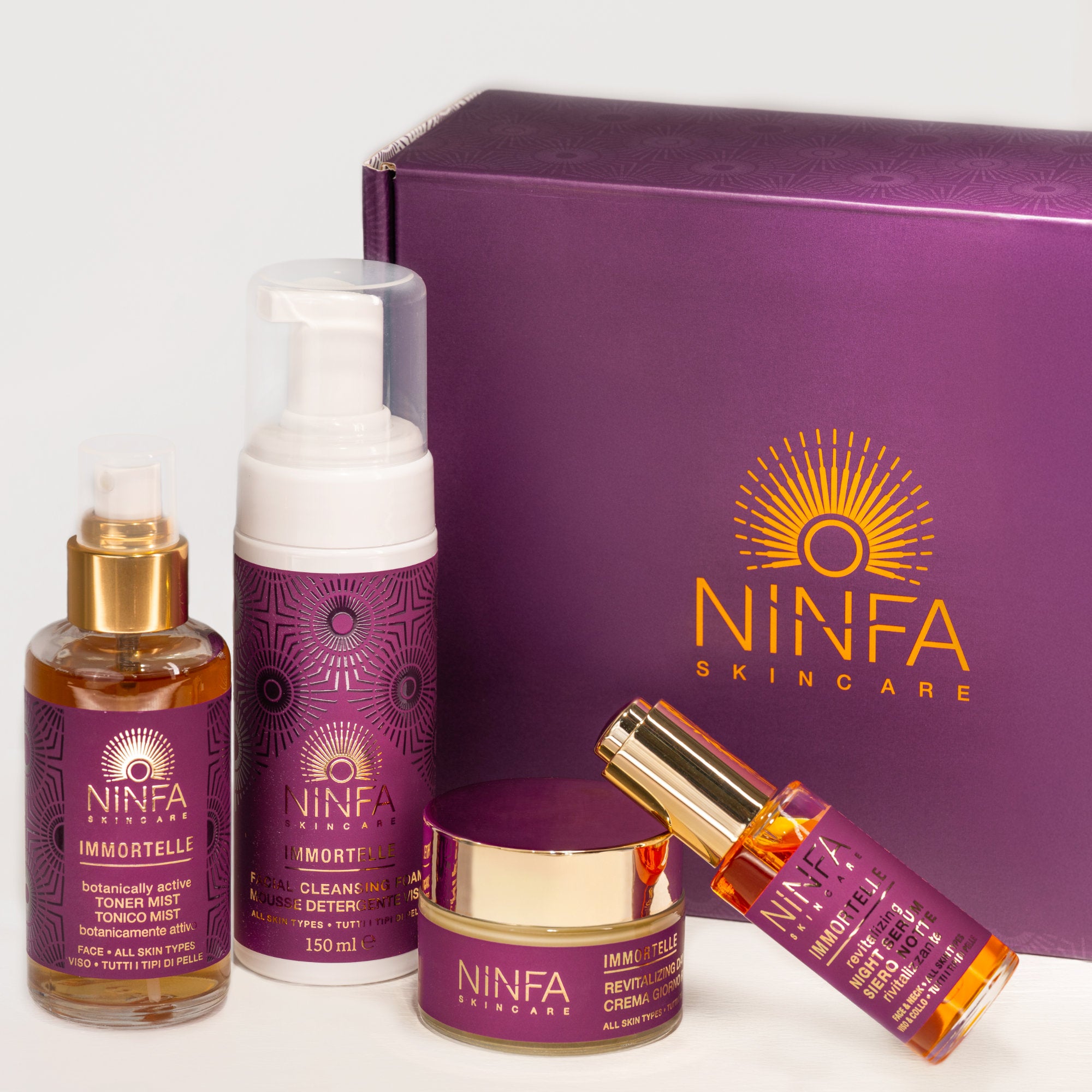 Set completo skincare all’elicriso anti age Ninfa Skincare con confezione su sfondo bianco
